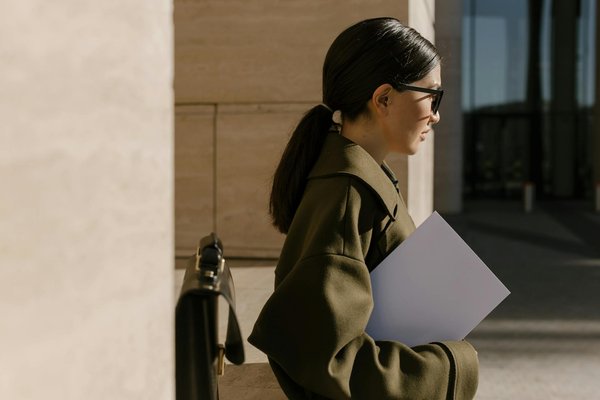 Surmonter les obstacles : stratégies innovantes pour un festival de musique folk en milieu rural